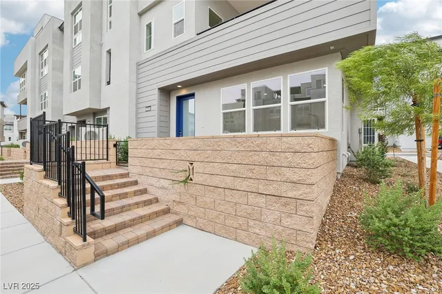 $699,000 | 2509 Silent Vw Avenue, Henderson, NV 89044