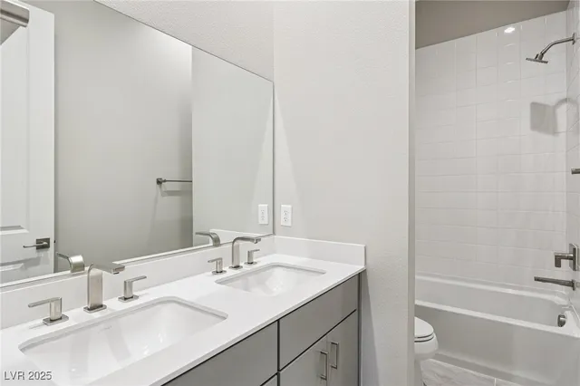 $699,000 | 2509 Silent Vw Avenue, Henderson, NV 89044