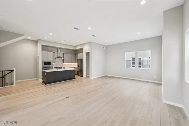 $699,000 | 2509 Silent Vw Avenue, Henderson, NV 89044