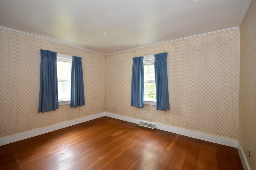 356 Marion Road Wareham, MA 02571 - Photo 15 of 29 Gallery Image 15