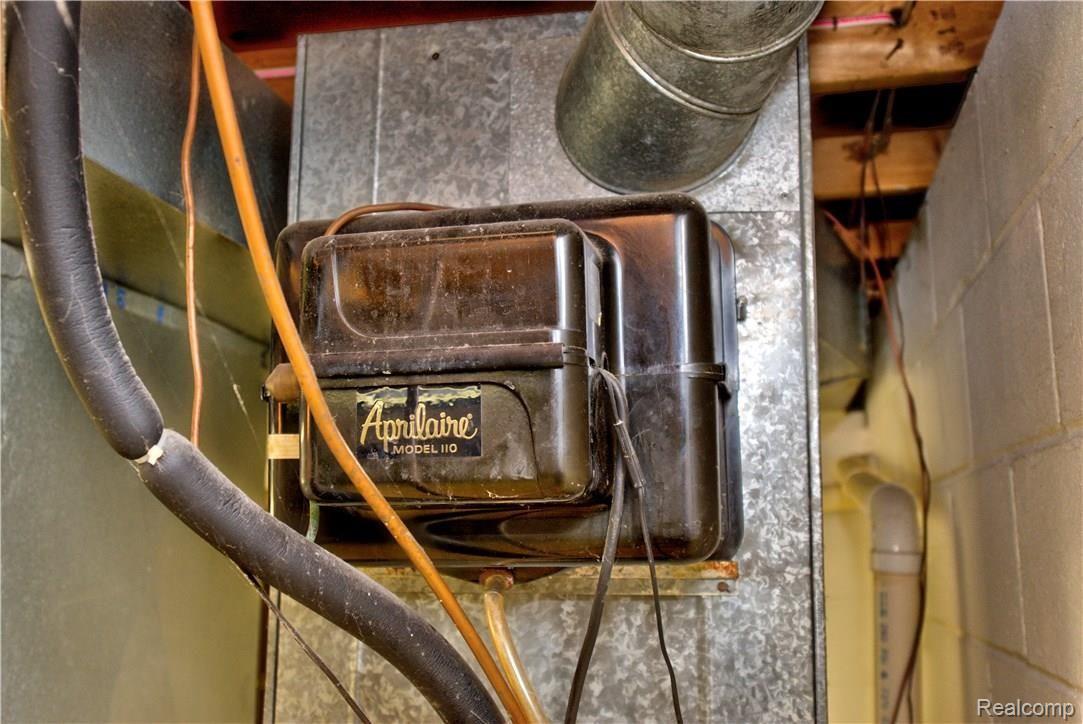 9440 Graytrax Road Grand Blanc, MI 48439 - Photo 25 of 25 DSC_5735_6_7.jpg