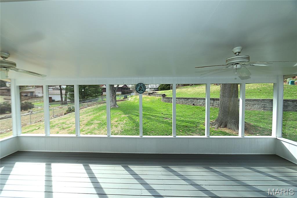 817 Green Ridge Lane St. Peters, MO 63376 - Photo 12 of 31