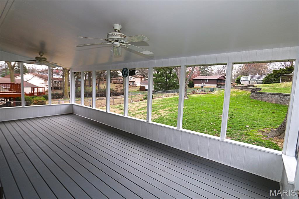 817 Green Ridge Lane St. Peters, MO 63376 - Photo 13 of 31