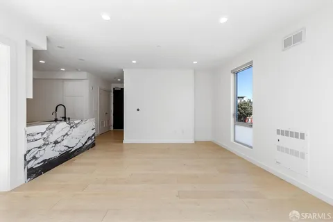 $1,375,000 | 1 Stanyan Street, Unit 24, San Francisco, CA 94118