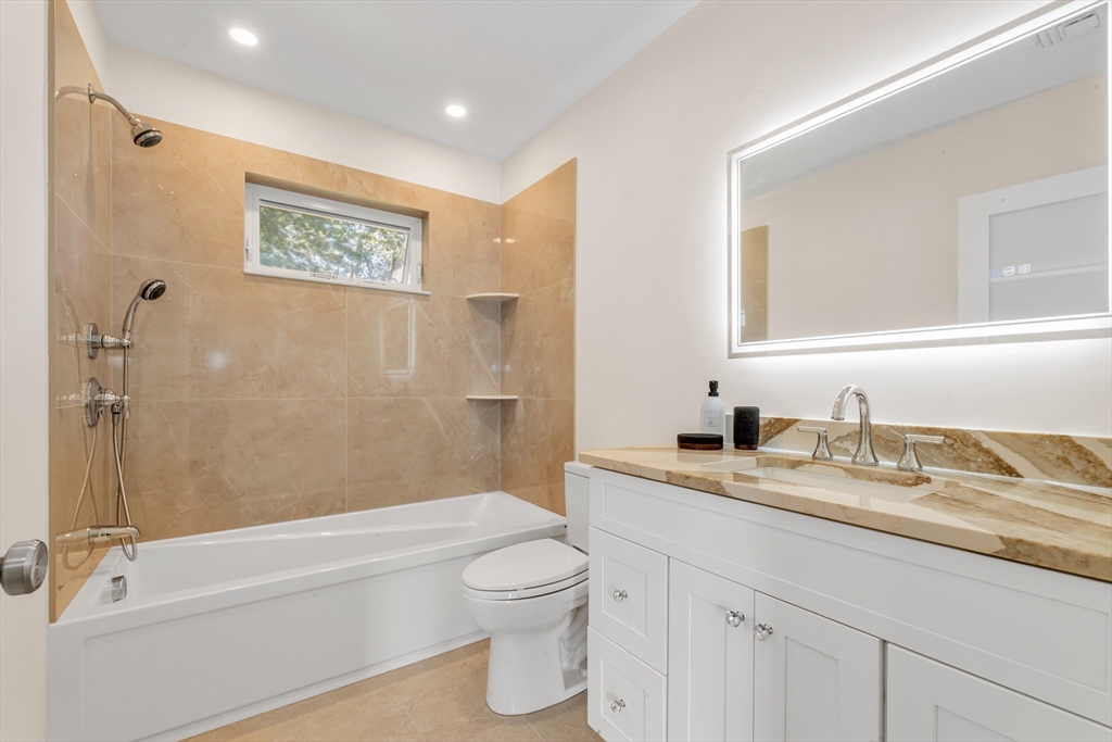 24 Burrwood Road Boston, MA 02132 - Photo 18 of 38 Gallery Image 18