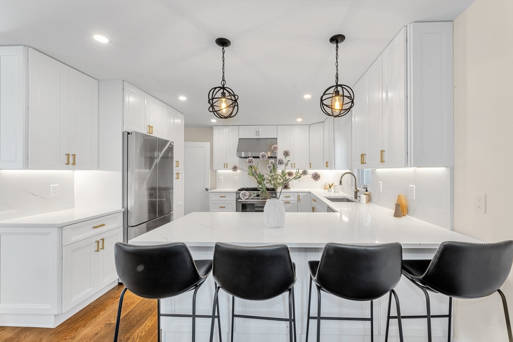 24 Burrwood Road Boston, MA 02132 - Photo 8 of 38 Gallery Image 8