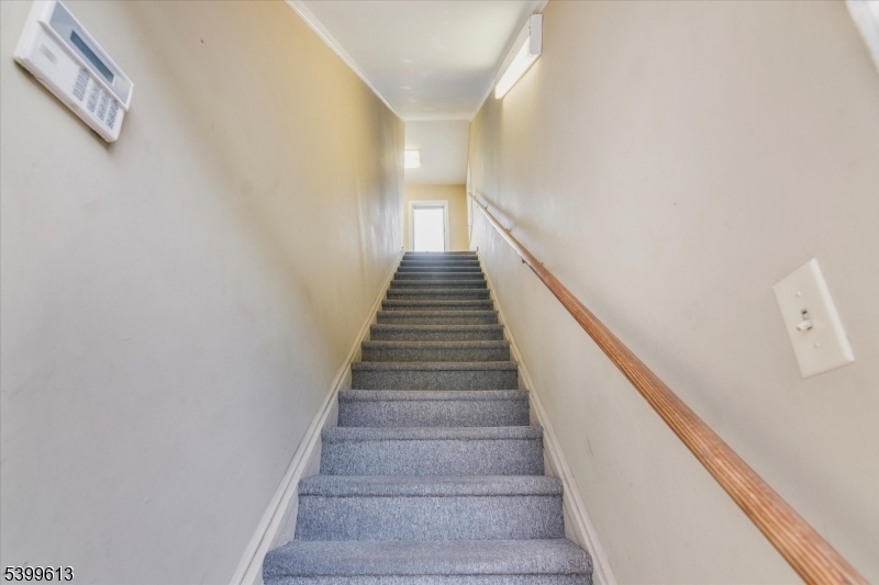 52 Hampton House Road Newton, NJ 07860 - Photo 21 of 22 a view of entryway
