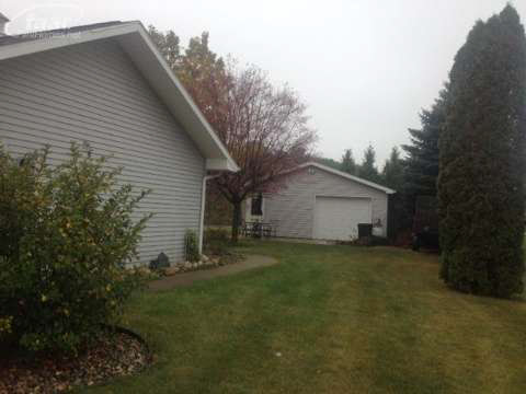 6287 Deland Road Flushing, MI 48433 - Photo 2 of 25 20394193-1.JPG