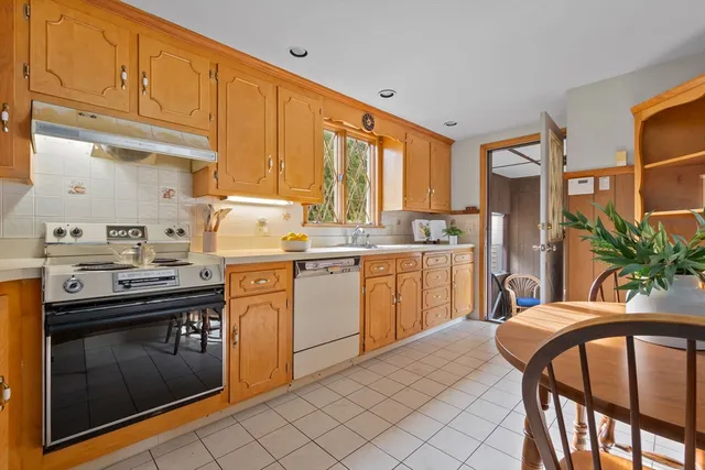 $625,000 | 25 Northend Street, Peabody, MA 01960