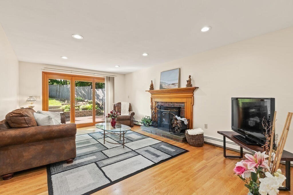 116 Parkview Road Waltham, MA 02452 - Photo 15 of 33 Gallery Image 15