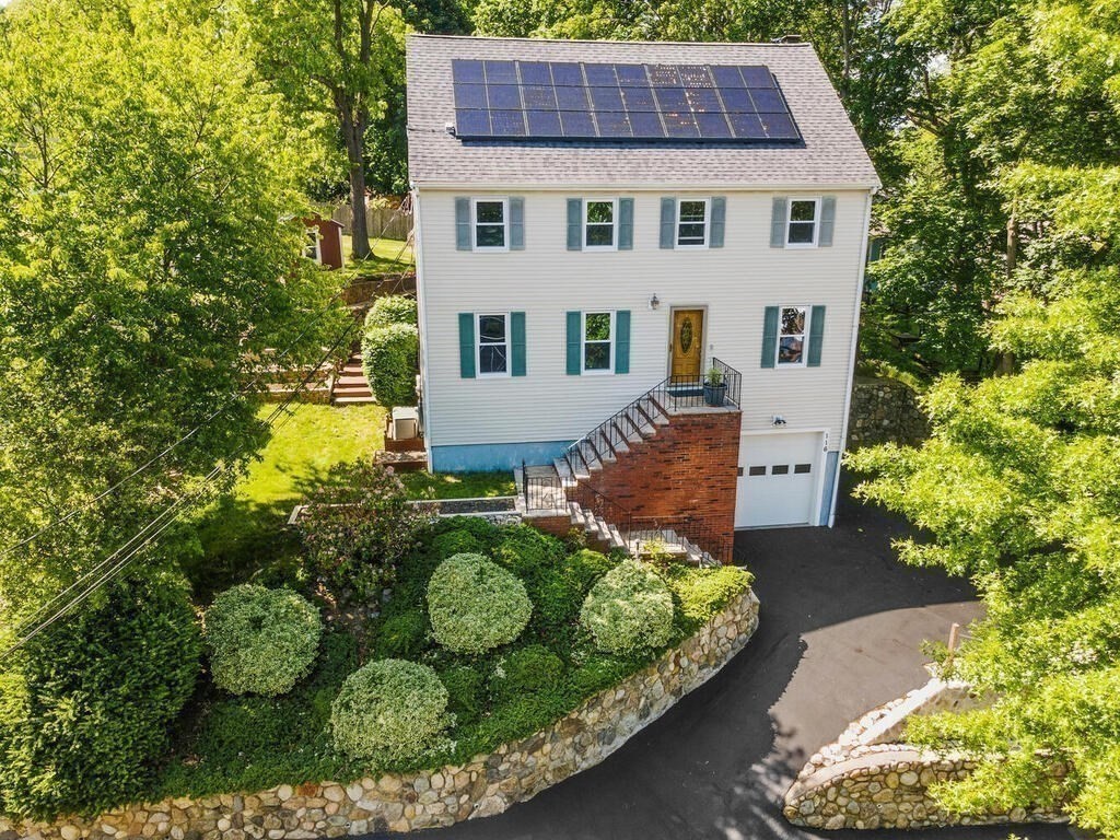 116 Parkview Road Waltham, MA 02452 - Photo 29 of 33 Gallery Image 29