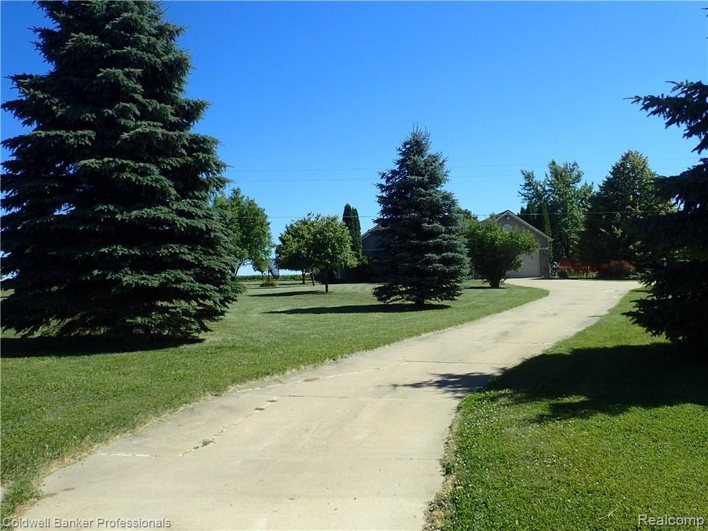 3275 Davis Lake Road Lapeer, MI 48446 - Photo 43 of 46 P6290095.JPG