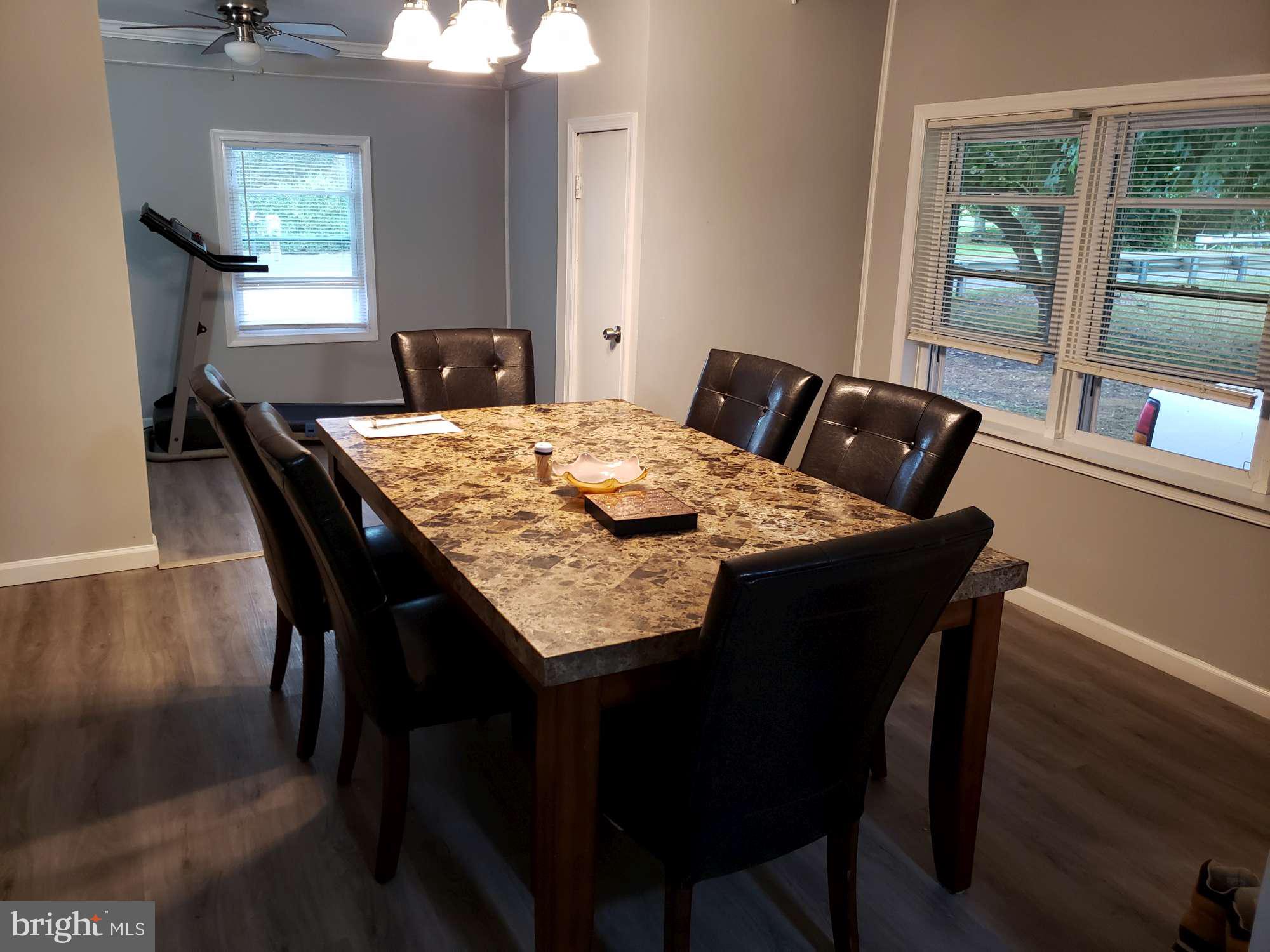 419 Berlin New Freedom Road Berlin, NJ 08009 - Photo 11 of 38 Dining space for friends and family