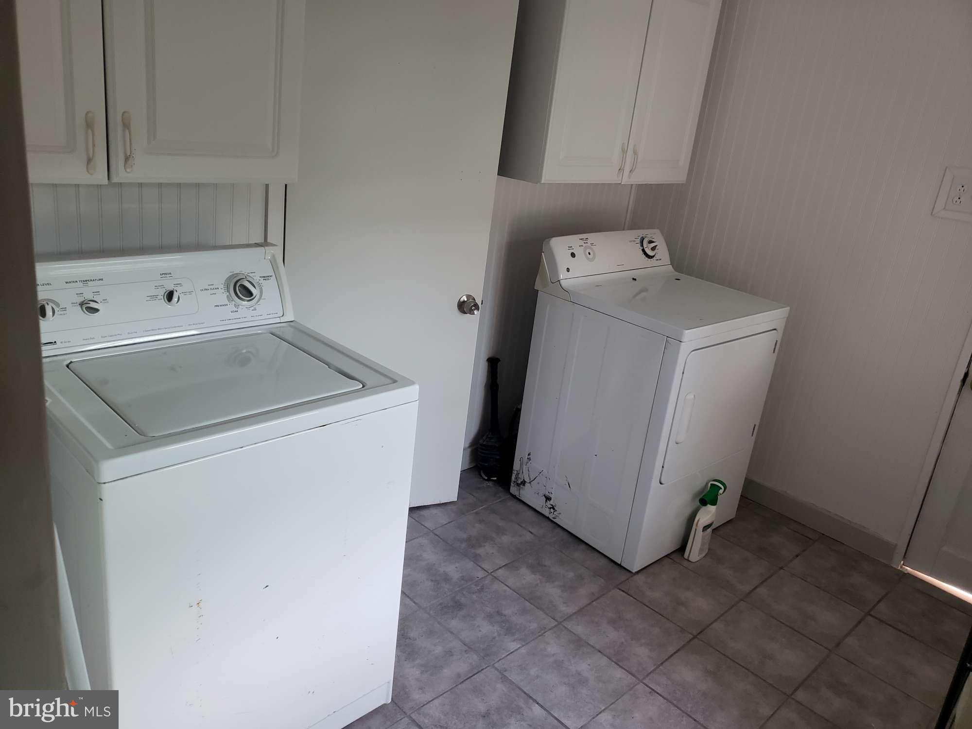 419 Berlin New Freedom Road Berlin, NJ 08009 - Photo 19 of 38 Tiled laundry room