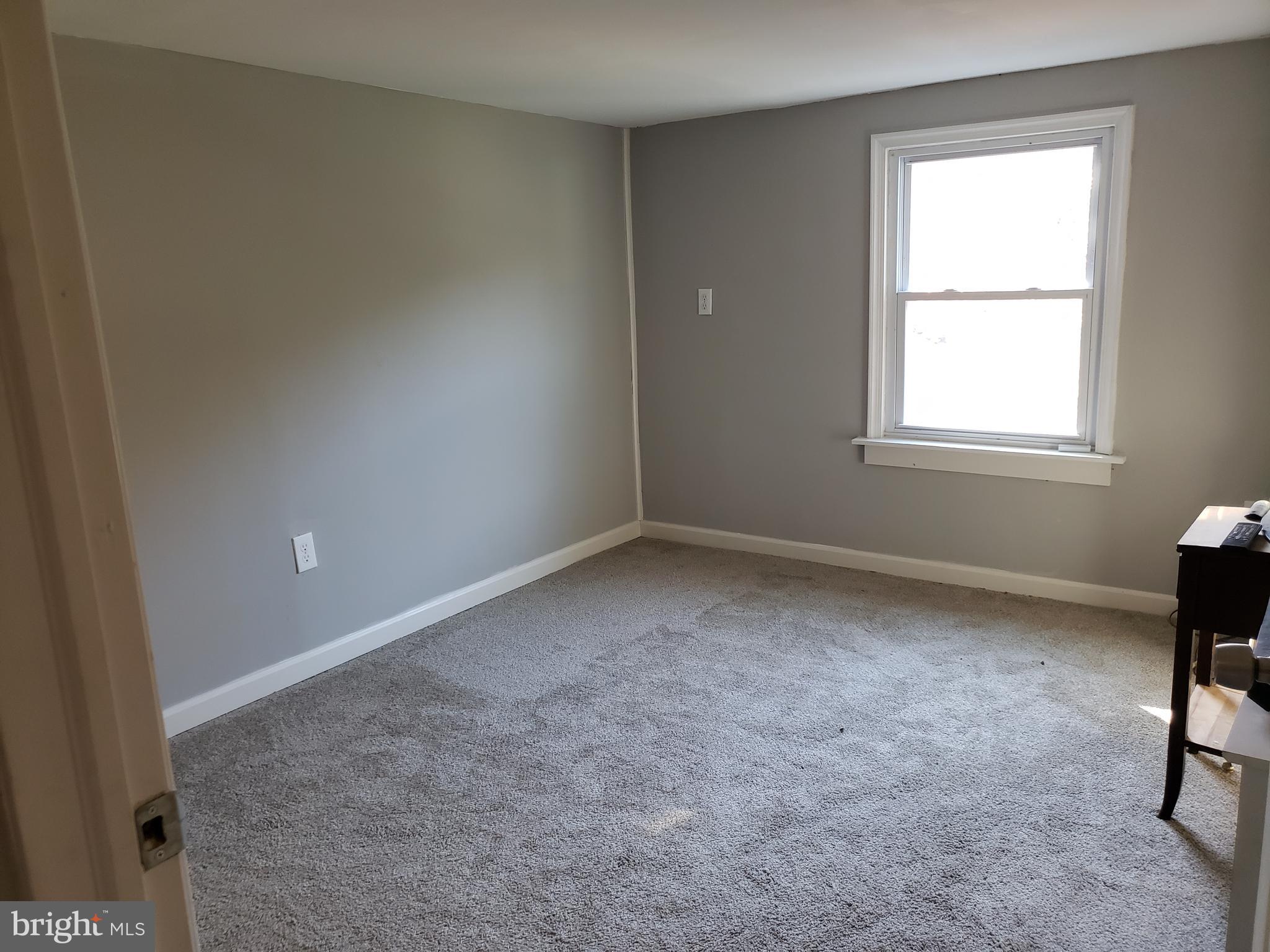 419 Berlin New Freedom Road Berlin, NJ 08009 - Photo 21 of 38 Clean neutral paint and flooring