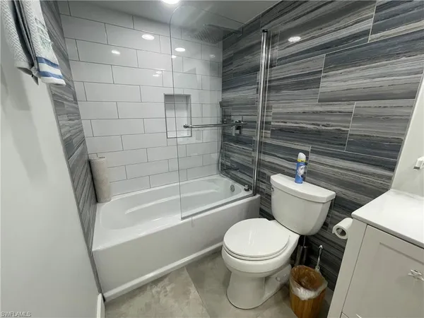 $5,500 | 28940 Bermuda Pointe Circle, Unit 102, Bonita Springs, FL 34134