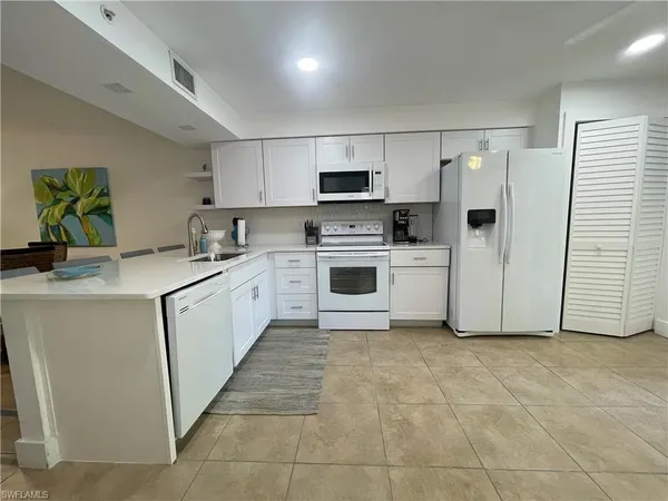 $5,500 | 28940 Bermuda Pointe Circle, Unit 102, Bonita Springs, FL 34134