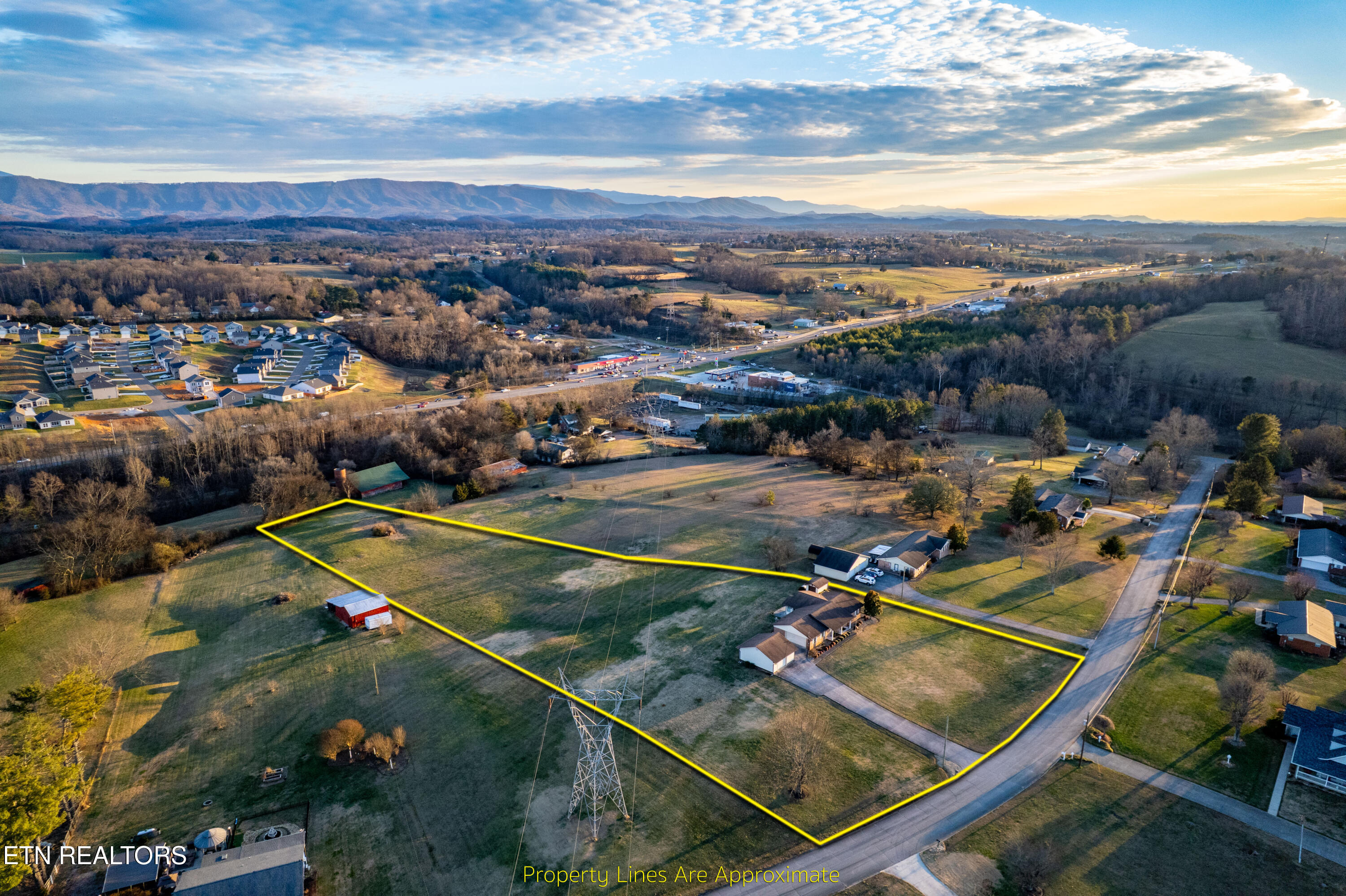 3526 Ridgeway Trail Maryville, TN 37801 - Photo 27 of 59 3526RidgewayTrail-17
