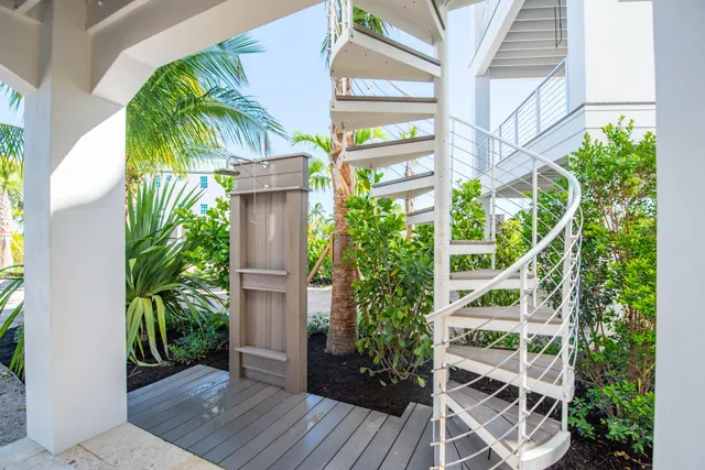 $2,950,000 | 59720 Overseas Highway, Unit 7, Marathon, FL 33050