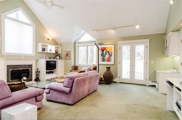 45 Olde Field Road Newton, MA 02459 - Photo 5 of 16 Gallery Image 5
