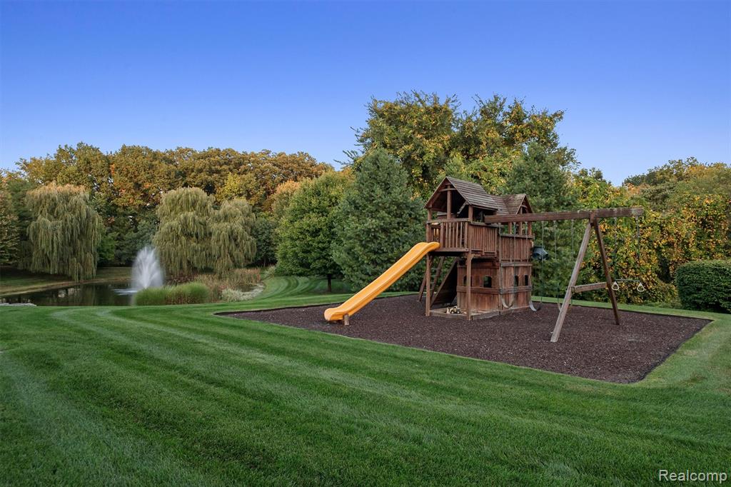 5537 Orchard Ridge Drive Rochester, MI 48306 - Photo 40 of 41