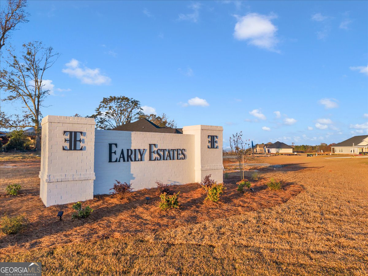 212 Eric Court Byron, GA 31008 - Photo 33 of 37 a view of a street with a building in the background