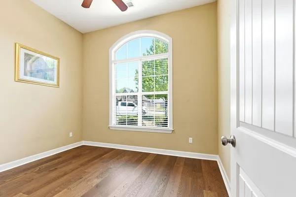 $355,900 | 5073 Silver Peak Cove, Memphis, TN 38125
