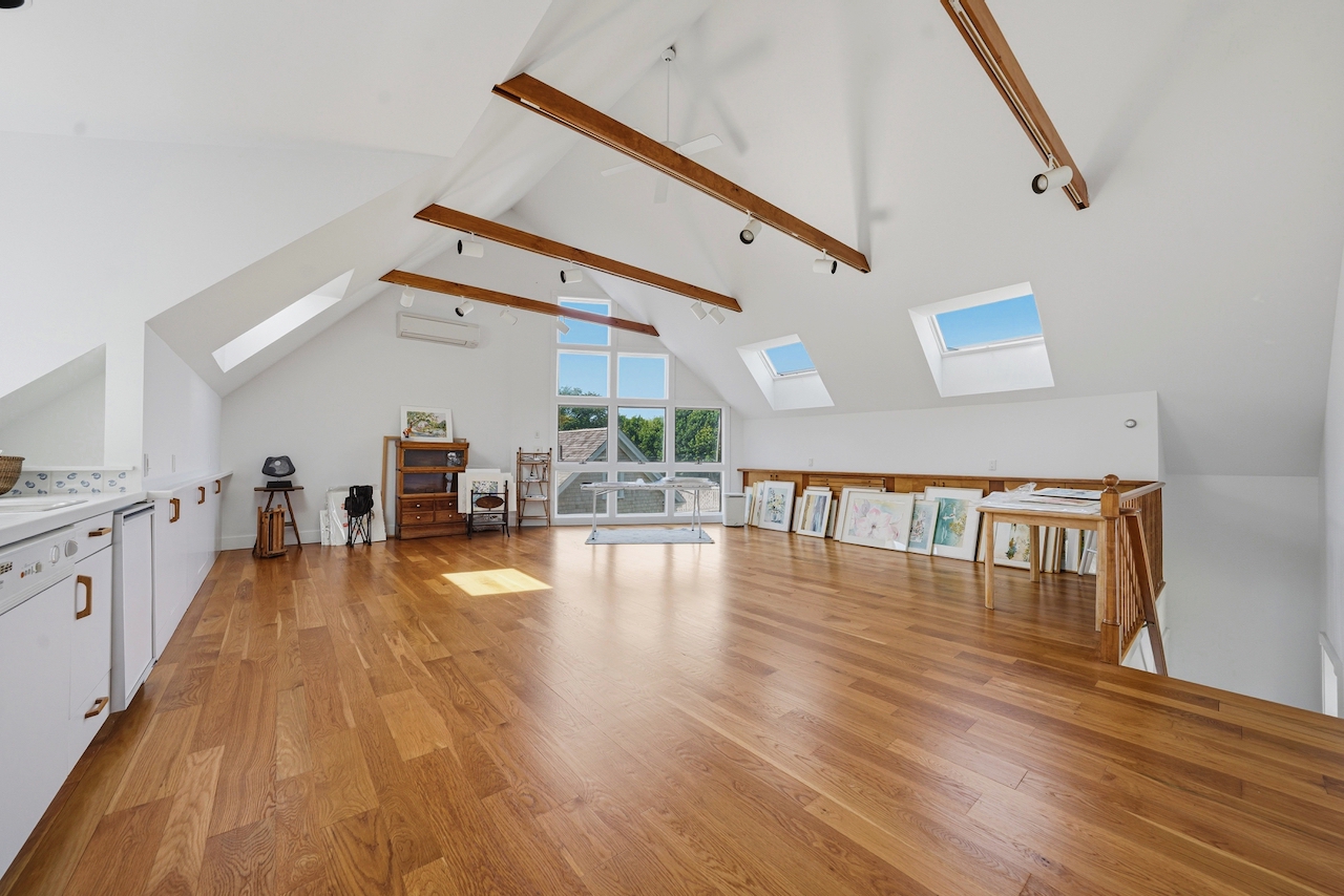 118 South Water Street Edgartown, MA 02539 - Photo 20 of 27