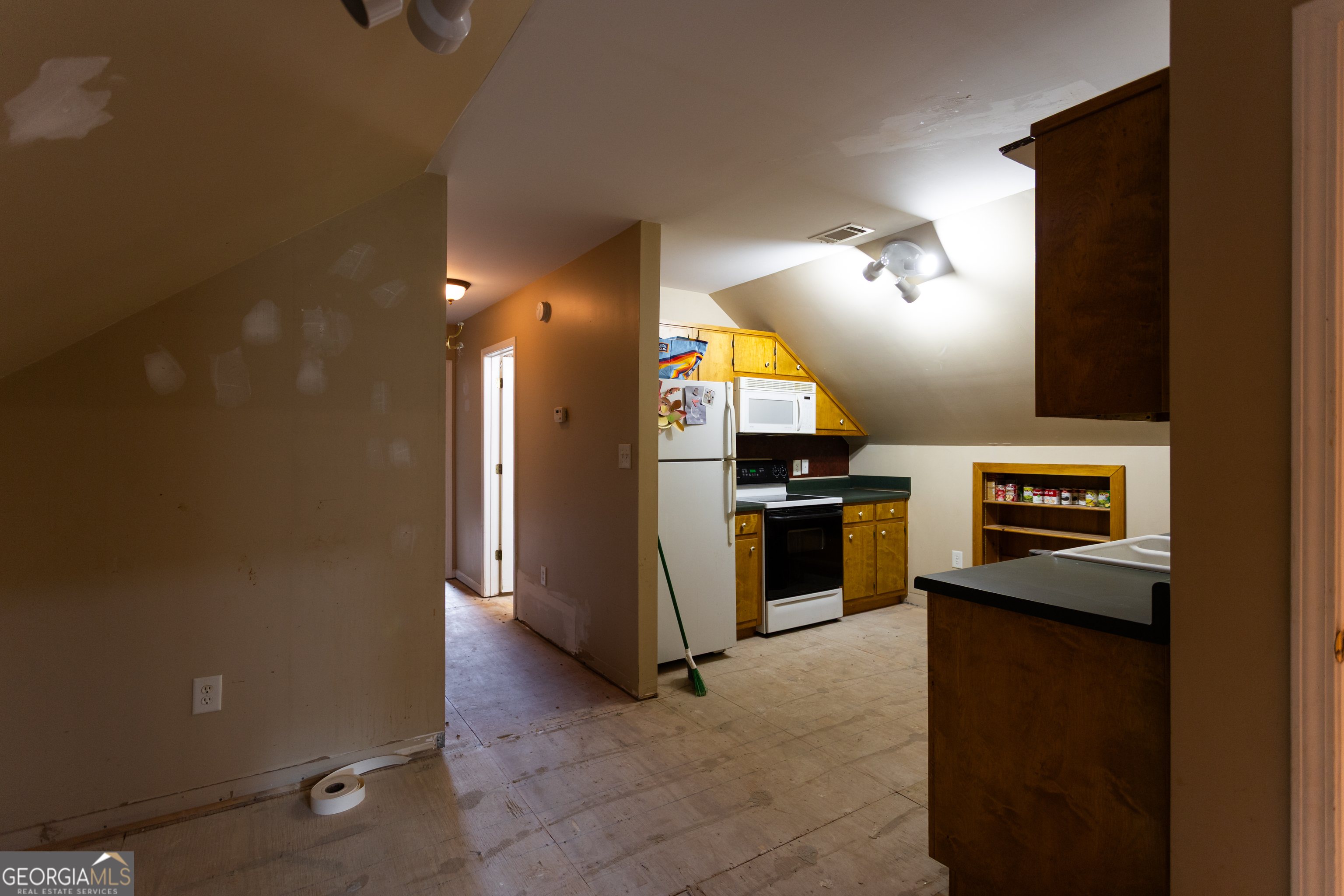 1441 Dickson Road Rutledge, GA 30663 - Photo 27 of 51
