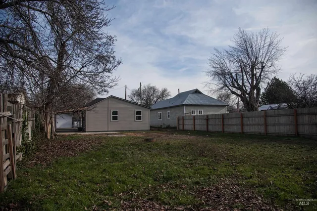 $279,999 | 907 North 7th Street, Payette, ID 83661