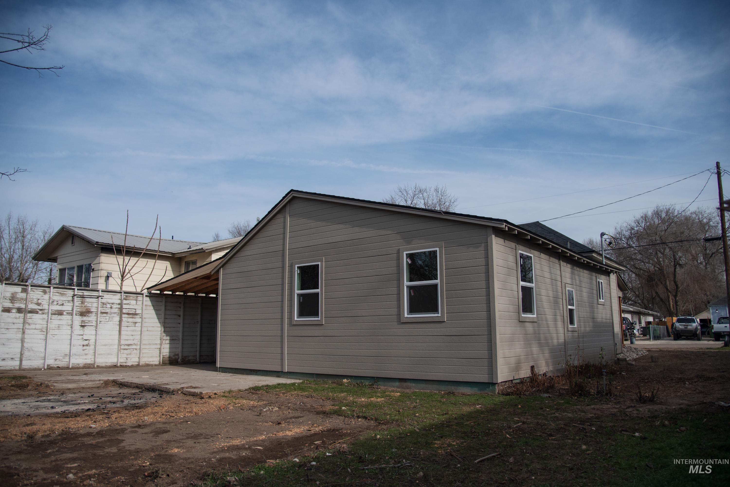 907 North 7th Street Payette, ID 83661 - Photo 4 of 15 View of home's exterior with a patio