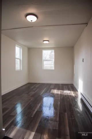 $279,999 | 907 North 7th Street, Payette, ID 83661