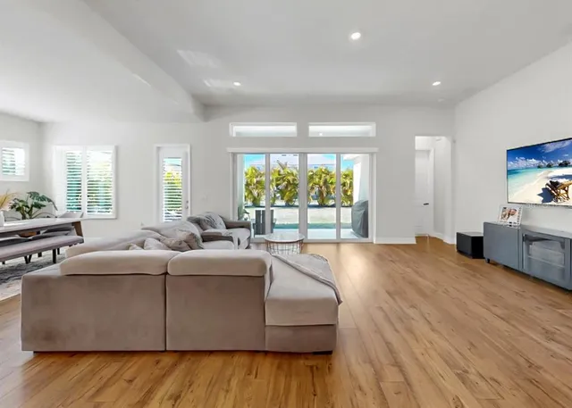 $625,000 | 5514 Limelight Drive, Apollo Beach, FL 33572