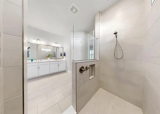 $625,000 | 5514 Limelight Drive, Apollo Beach, FL 33572