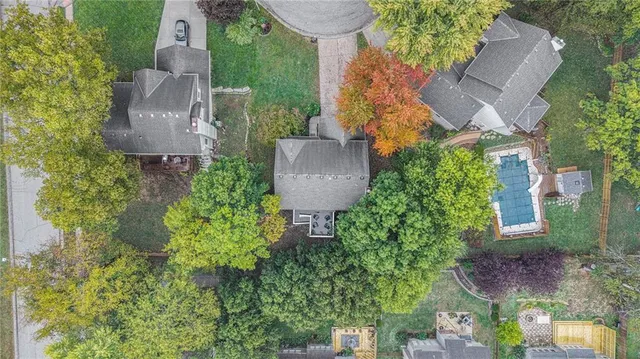 $350,000 | 17005 East 43rd Terrace Court South, Independence, MO 64055