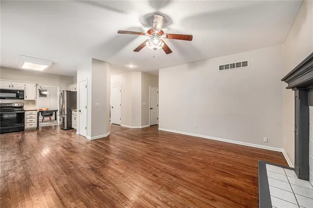 $350,000 | 17005 East 43rd Terrace Court South, Independence, MO 64055
