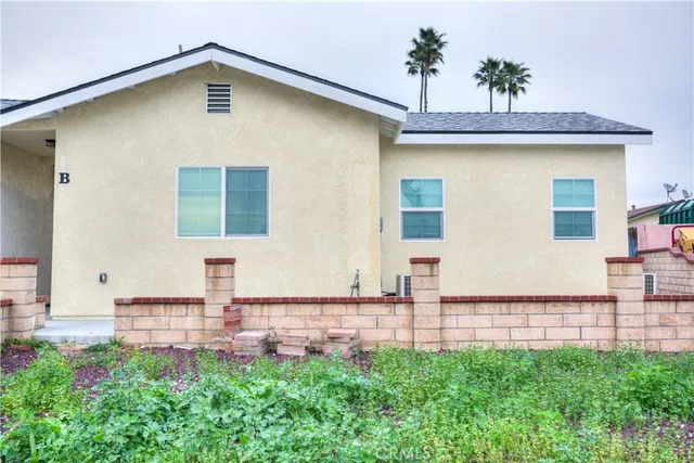 $1,880 | 2935 East Brookside Court, Unit B, Ontario, CA 91761