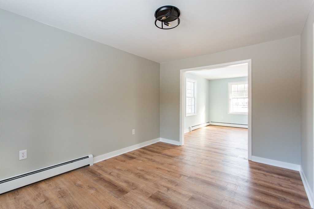 886 Brimfield Road Warren, MA 01083 - Photo 8 of 33