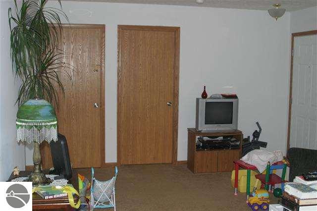 1340 Rosenberg Road Kalkaska, MI 49646 - Photo 10 of 42 1789597-9.JPG