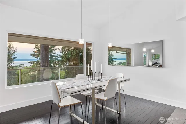 $2,200,000 | 15733 25th Avenue Southwest, Burien, WA 98166