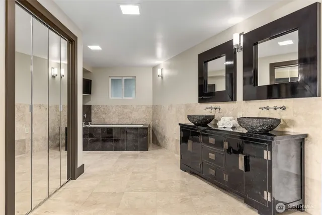 $2,200,000 | 15733 25th Avenue Southwest, Burien, WA 98166