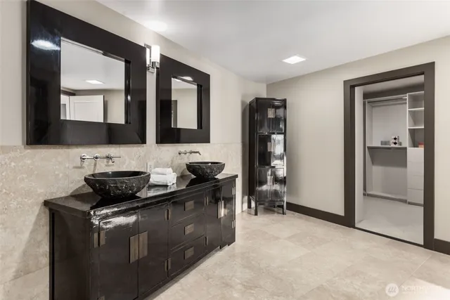 $2,200,000 | 15733 25th Avenue Southwest, Burien, WA 98166