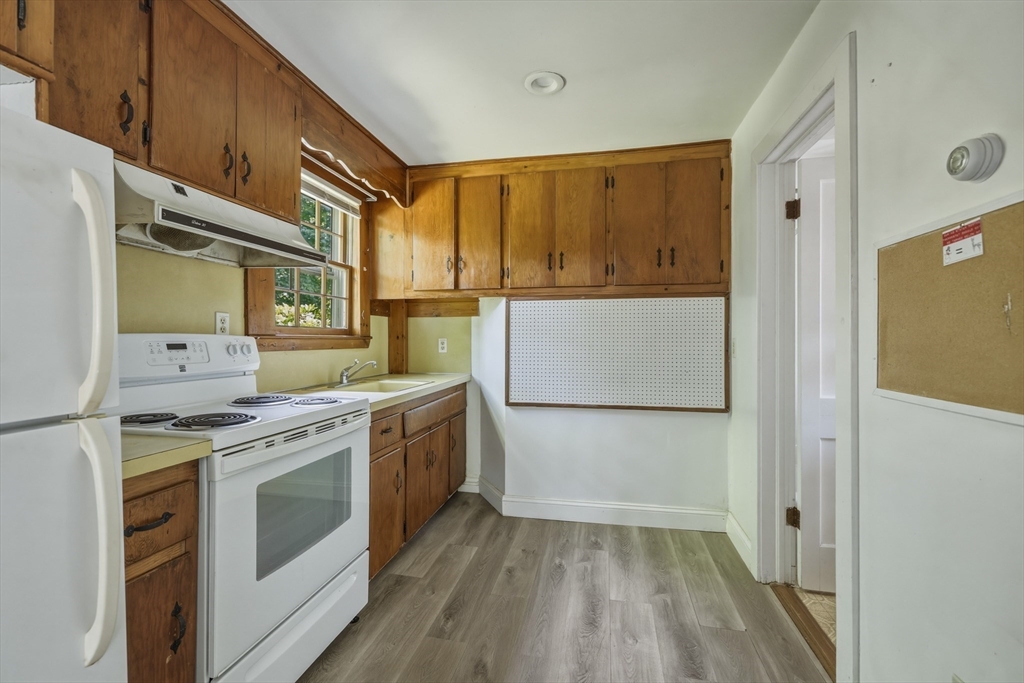 229-261 Belchertown Road Amherst, MA 01002 - Photo 11 of 42 Gallery Image 11