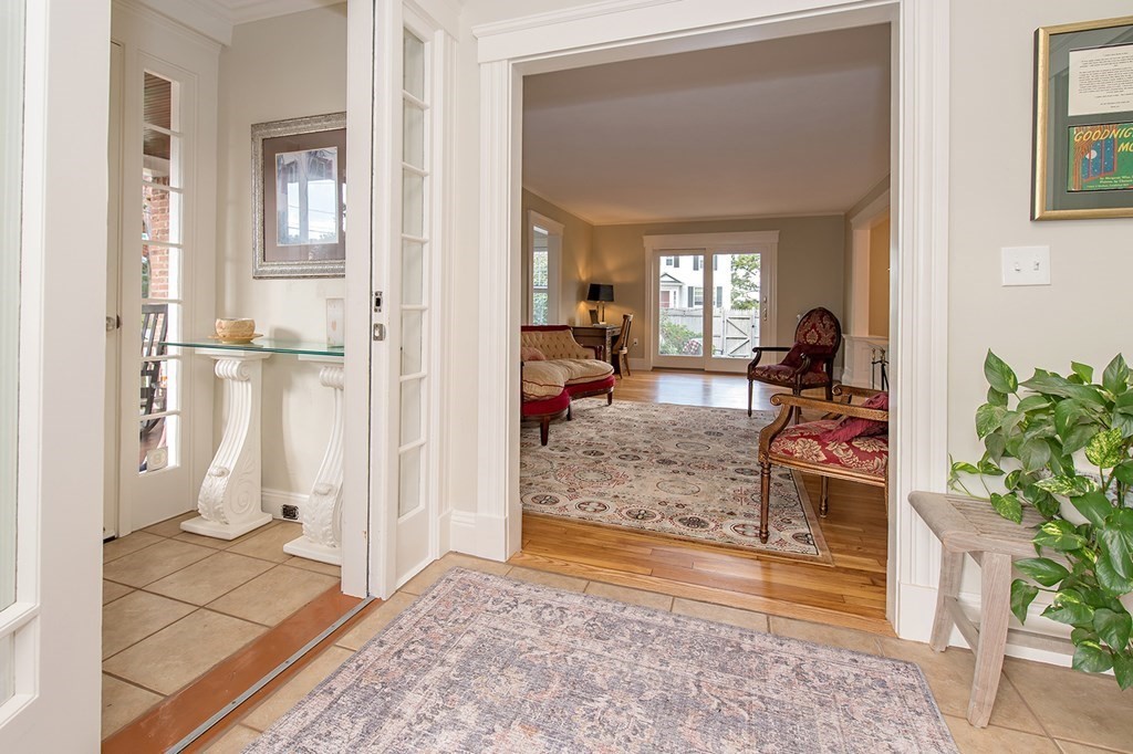 4 Hamilton Road Waltham, MA 02453 - Photo 12 of 42