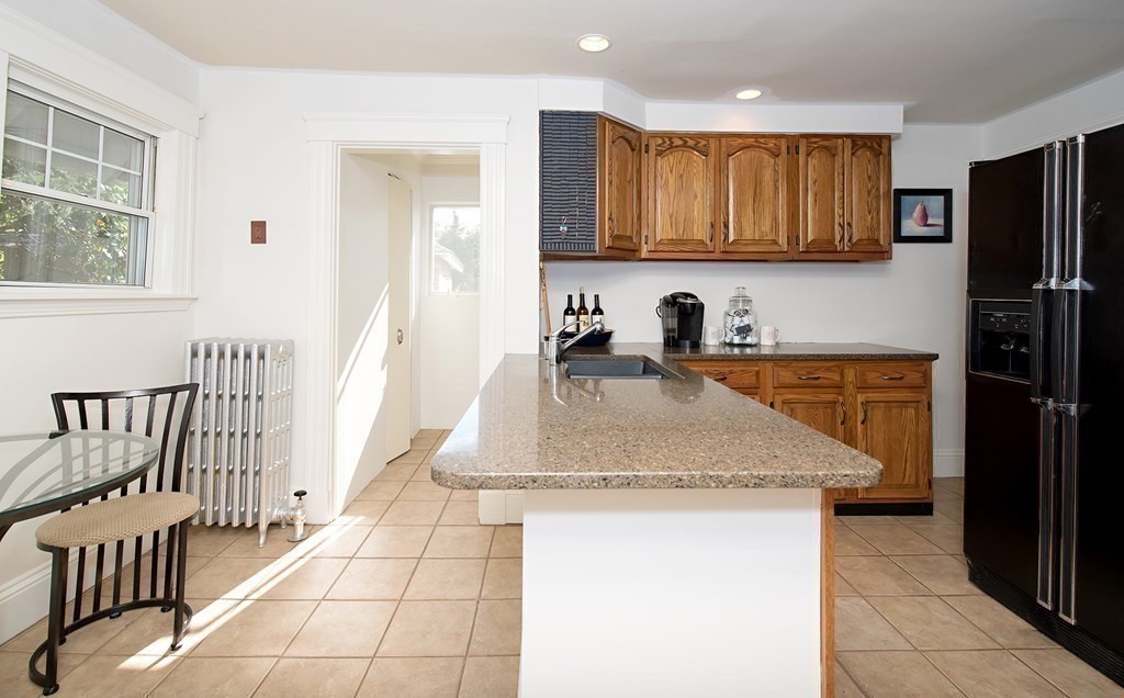 4 Hamilton Road Waltham, MA 02453 - Photo 17 of 42