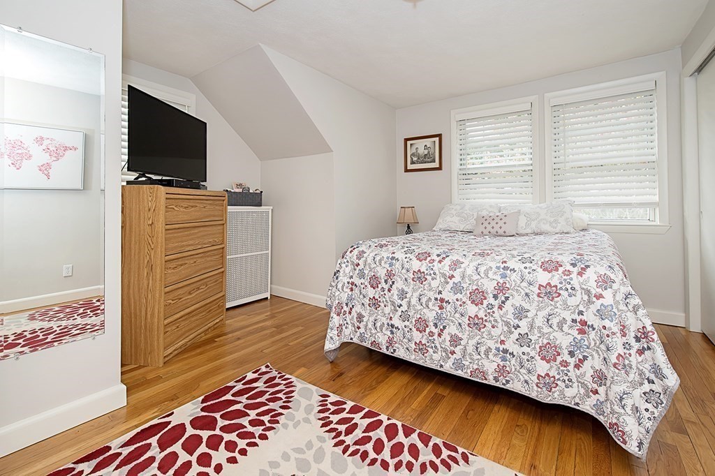 4 Hamilton Road Waltham, MA 02453 - Photo 32 of 42