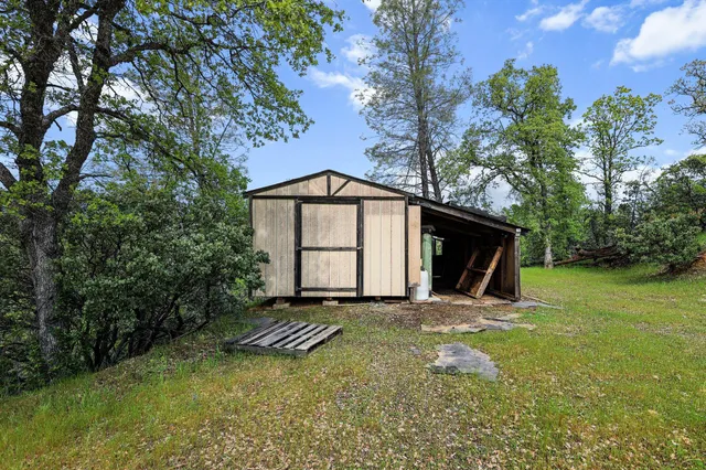 $275,000 | 17235 View Drive, Cottonwood, CA 96022