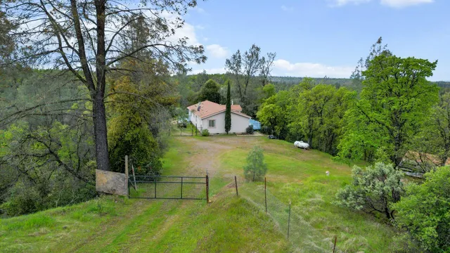 $275,000 | 17235 View Drive, Cottonwood, CA 96022