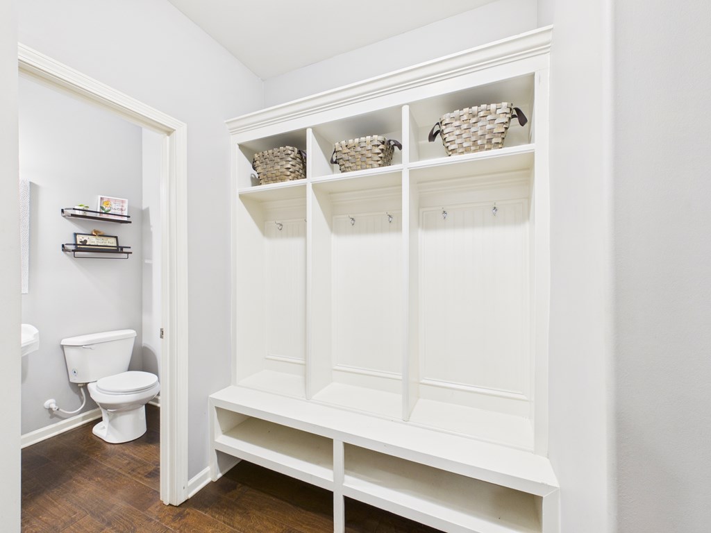 783 Sweetbay Parkway Hamilton, GA 31811 - Photo 17 of 46 MUDROOM AND HALF BATH
