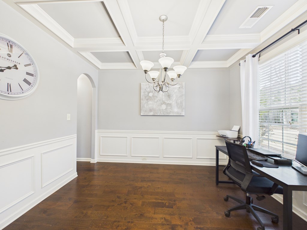 783 Sweetbay Parkway Hamilton, GA 31811 - Photo 7 of 46 a view of a livingroom with workspace and a window